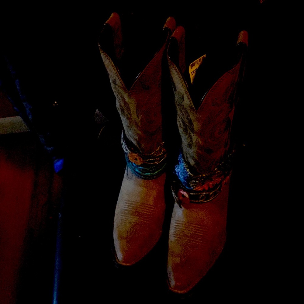 Size 9 m name Durango new boots need sales didn’t wear them they new boots